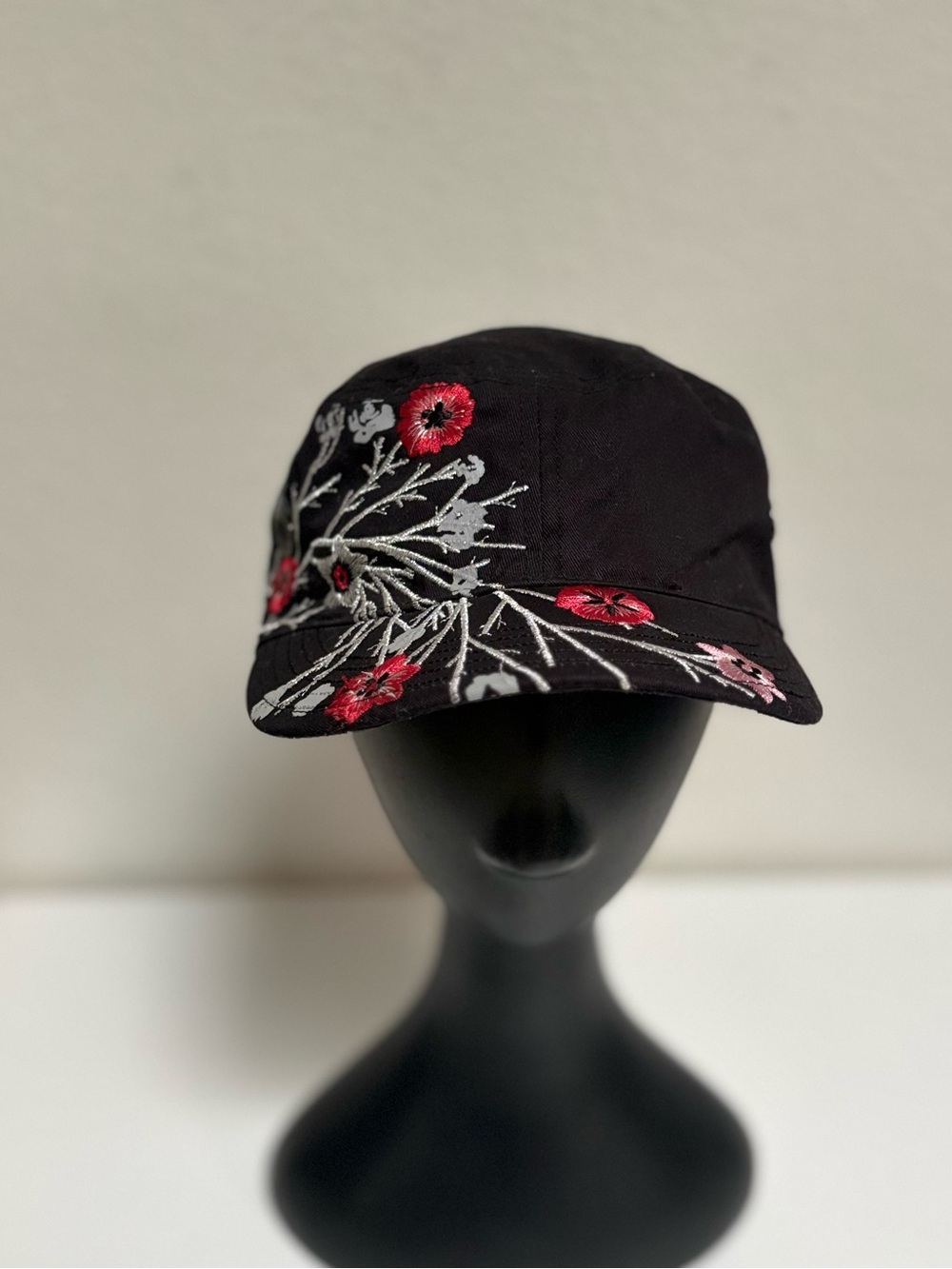 Women's Black Floral Embroidered Cap - Pink & Red Accent